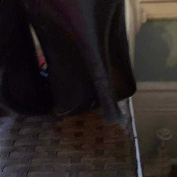 Black Salvatore Ferragamo heels with bow detail - Picture 3 of 5